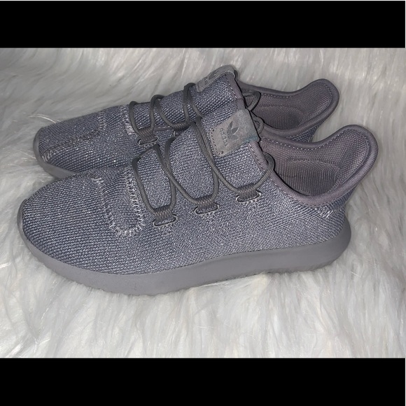 adidas tubular shadow size 2